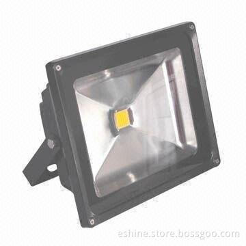LED Floodlight with 85 to 265VAC, 50,000-hour Lifespan and 7925lm